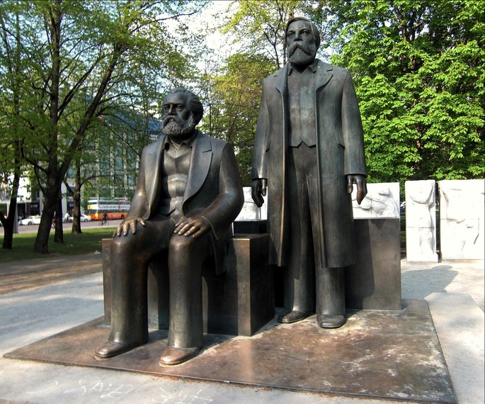 Marx Engels